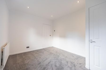 2 bedroom semi-detached house to rent - Photo 2