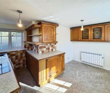 2 bedroom semi-detached house to rent - Photo 4