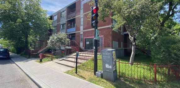 Studio (1.5) - 4605 4615 Ave Van Horne, Montréal - Photo 2