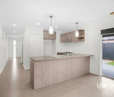 44 Hope Way, Tarneit VIC, Belconnen - Photo 4