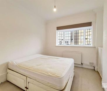 Pembridge Place, London, W2 - Photo 6