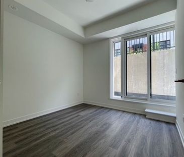 For Lease - 12 David Eyer Drive Unit# 1125, Richmond Hill, Ontario - Photo 2