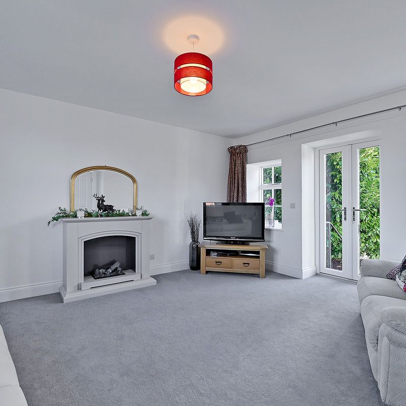 Long Green, Gloucester, GL19 - Photo 1