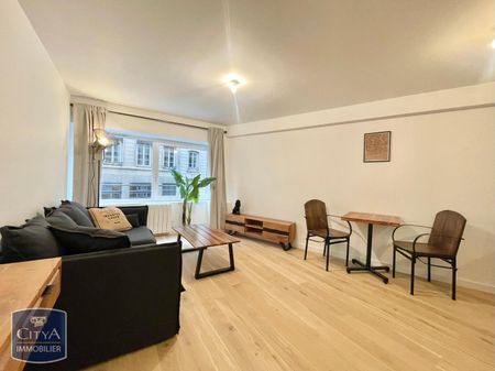 Location Appartement 1 pièce 34m² LYON 2ème - Photo 2