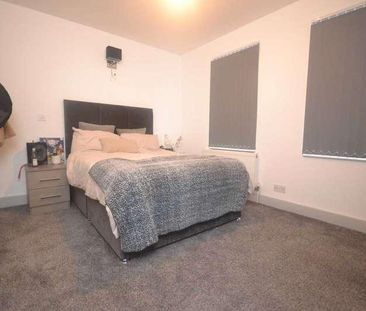 Grange Avenue, Reading, RG6 - Photo 5