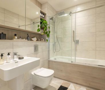 4 bedroom detached house to rent - Photo 3