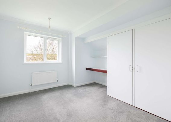 PLEASE EMAIL TO REGISTER YOUR INTEREST - Four bedroom detached residential property to let for a term of 12 months. Garage, off-road parking and garden. - Photo 1