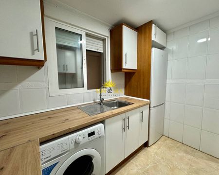 TWO BEDROOM APARTMENT FOR RENT IN THE CENTER OF TORREVIEJA - Photo 4