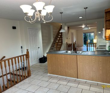 For Lease - 11 Violet Street, Barrie, Ontario - Photo 5
