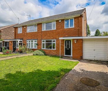 3 bedroom semi-detached house to rent - Photo 5