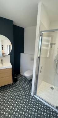 Coloc calme et soignée – Chambre avec salle d'eau - Photo 1