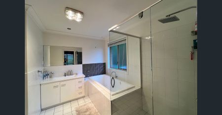 SPACIOUS LIVING - Photo 4