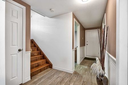 For Lease - 1261 Richards Crescent, Oakville, Ontario - Photo 4