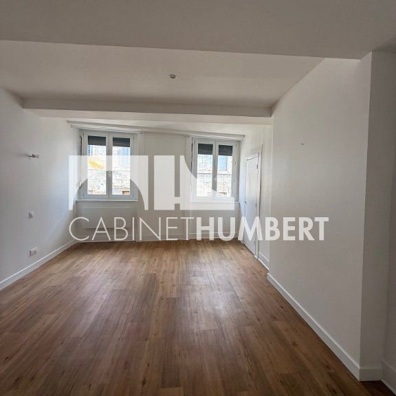 Location Appartement 3 pièces 98m² ST ETIENNE 42000 - Photo 1