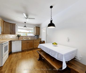 For Lease - 6 Lincoln Green Drive, Markham, Ontario - Photo 2