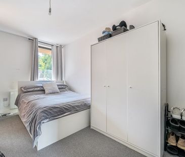 Catteshall Lane, Godalming - 1 bedroomProperty for lettings - Seymours - Photo 4