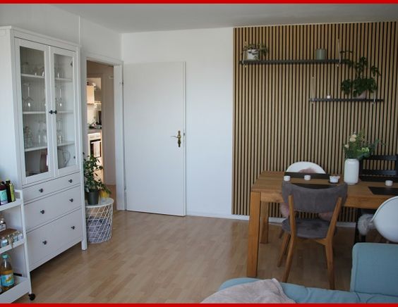 **huesch-immobilien.de** Bezaubernde und gemütliche DG-Wohnung für den Single in E.-Holsterhausen. - Photo 1