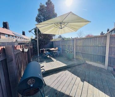 Eastern Avenue, Wirral, Bromborough - Photo 1