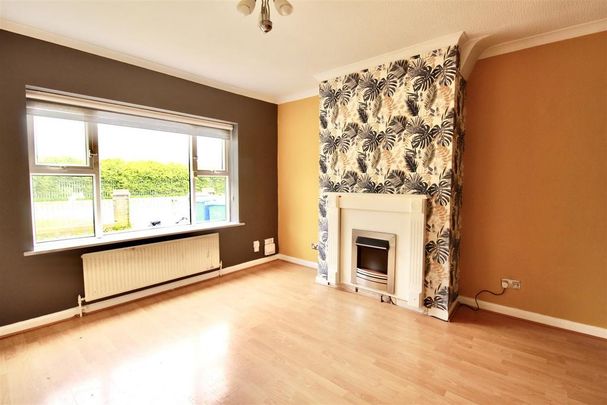 2 bedroom end of terrace house to rent - Photo 1