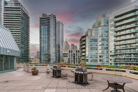 For Lease - 10 Queens Quay Unit# 2402, Toronto, Ontario - Photo 4