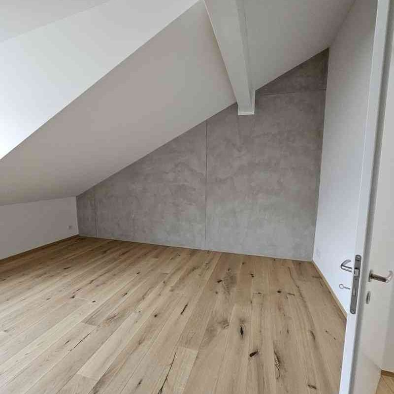 4 Zimmer, 93 m², 3. Stock - Photo 1
