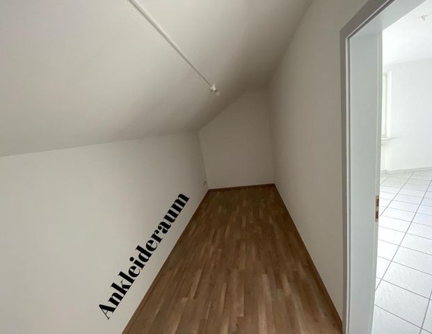 Schöne helle 83qm Dachgeschosswohnung Durchholz - Photo 1