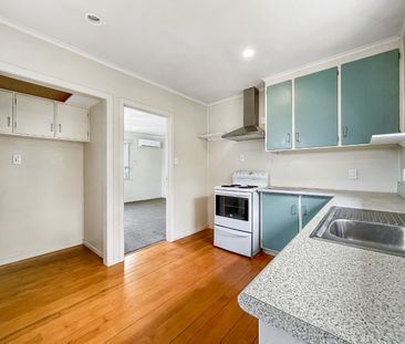 Panmure - 2 Bedroom - Photo 2