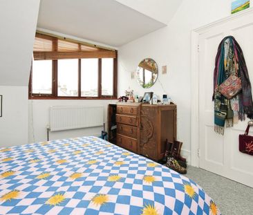 1 Bed Flat, Grand Avenue, BN3 - Photo 6