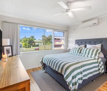 Spacious & Stylish Home with Studio - Ideal Family Living - Photo 3