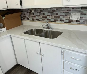 For Lease - 361 Linden Street, Oshawa, Ontario - Photo 3