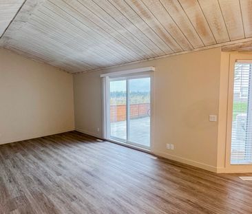 Peaceful Living With Sunset Views – 2 Bedrooms In Canyon Meadows - Photo 5