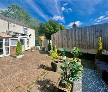 2 bedroom terraced house to rent - Photo 4