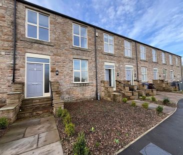 3 bedroom mews to rent - Photo 4