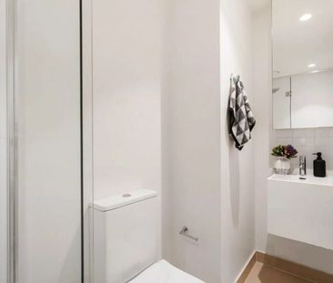 2-BED 2-BATH, NOT FURNISHED - Photo 5