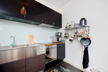 1 bedroom flat to rent - Photo 4