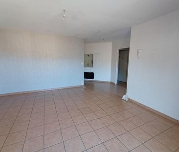 Location Appartement 3 pièces 64m² MILLAU 12100 - Photo 6