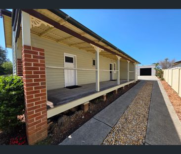 18 Beeton Parade, Taree, NSW 2430 - Photo 2