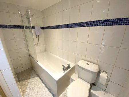 1 bedroom ground floor flat to rent - Photo 5