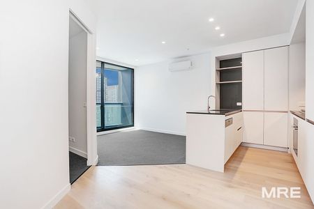 4511/228 La Trobe Street, Melbourne - Photo 4