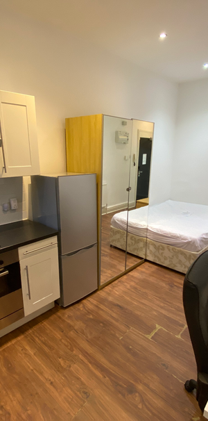 Flat 2, 32 Kelso Road, LS2 9PR, Leeds - Photo 1