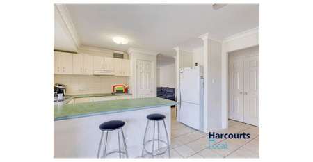 Spacious 4-Bed Home with Entertainment Spaces - Photo 3