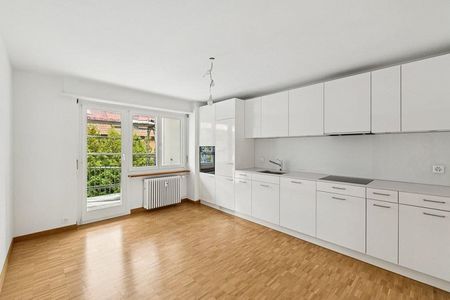 frisch sanierte 4-Zimmer-Wohnung in ruhiger Liegenschaft - Photo 2