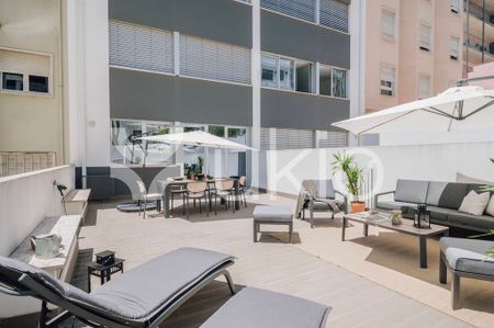 3 room luxury Flat for rent in Lisbon, Portugal - Photo 4