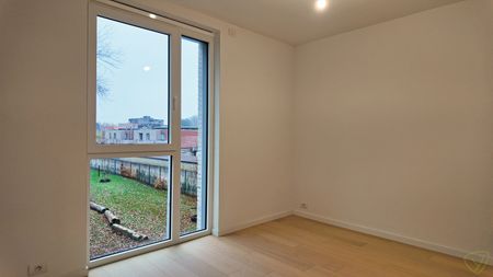 Nieuwbouw appartement met zuidgericht terras in het groene Louisepark te Eeklo! - Photo 3
