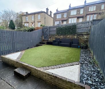 2 bedroom semi-detached house to rent - Photo 5