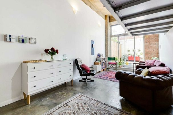 King Edward's Road, London Fields, E9 - Photo 1