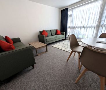2 bedroom apartment to rent - Photo 3