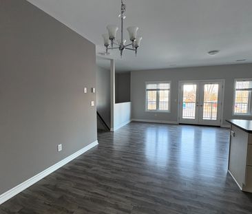 For Lease - 1803A River Road, Wasaga Beach, Ontario - Photo 2