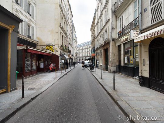 Logement à Paris, Location meublée - Photo 1