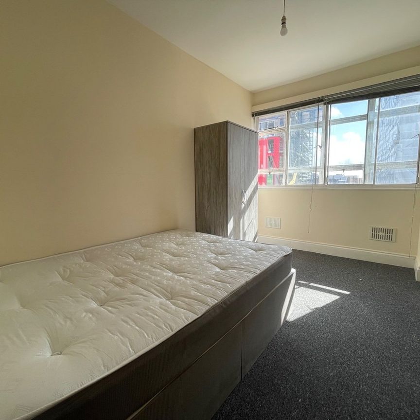 2 Bed Flat, Hanover House, SO14 - Photo 1